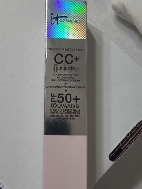 it cosmetics CC+ Illumination Cream SPF 50+ - Medium